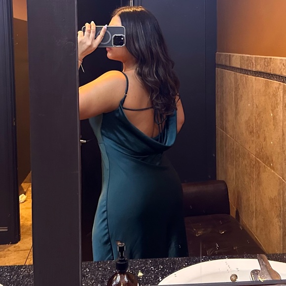 Low Back Scoop Dress - Picture 1 of 4